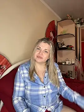 Snapshot of Nayvessa chatting on November 29, 2025, 6:52 pm Nayvessa online show from November 29, 2025, 6:52 pm