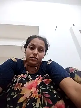 Snapshot of Sonam_shinde chatting on May 18, 2026, 7:18 pm Sonam shinde online show from May 18, 2026, 7:18 pm