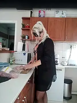 MiriandZacki online show from October 14, 2025, 10:05 am