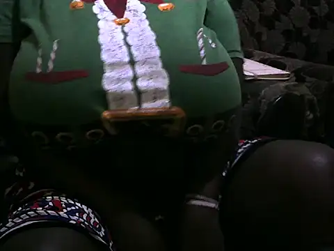 Snapshot of HornyDrop chatting on October 13, 2025, 4:14 am HornyDrop online show from October 13, 2025, 4:14 am