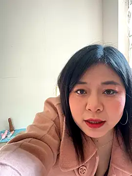 smgirls online show from November 20, 2025, 7:31 am