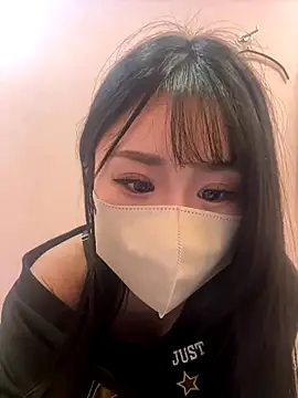 Ema-- online show from October 2, 2025, 3:10 am