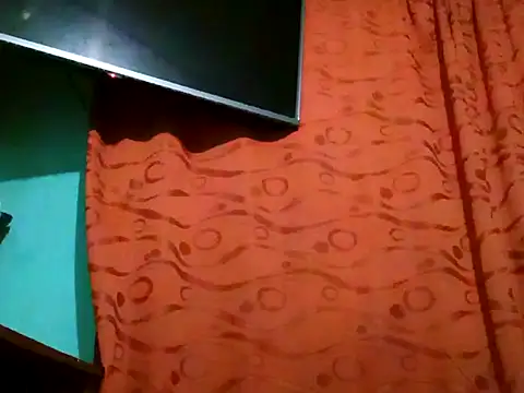 True Di online show from September 23, 2025, 1:23 am