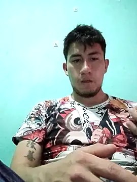 True Di online show from September 16, 2025, 1:39 am