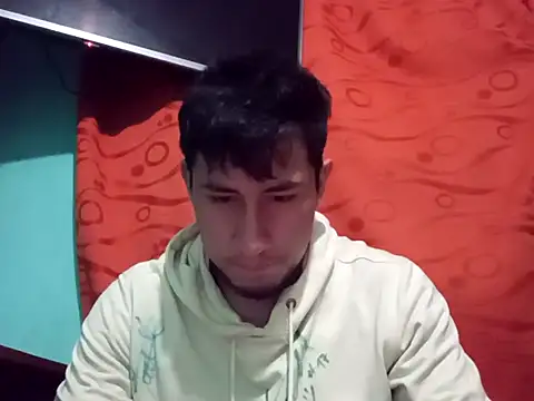 True Di online show from October 3, 2025, 1:09 am