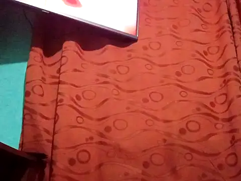 True Di online show from September 19, 2025, 1:09 am