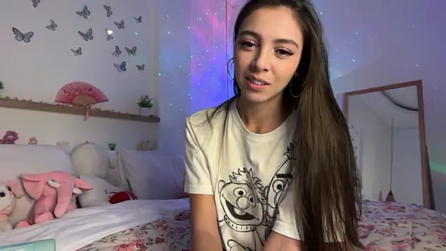 keirasworld online show from March 25, 2026, 12:33 am