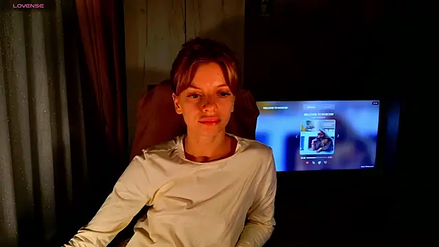 Snapshot of mari__papi chatting on July 13, 2026, 7:46 pm mari papi online show from July 13, 2026, 7:46 pm