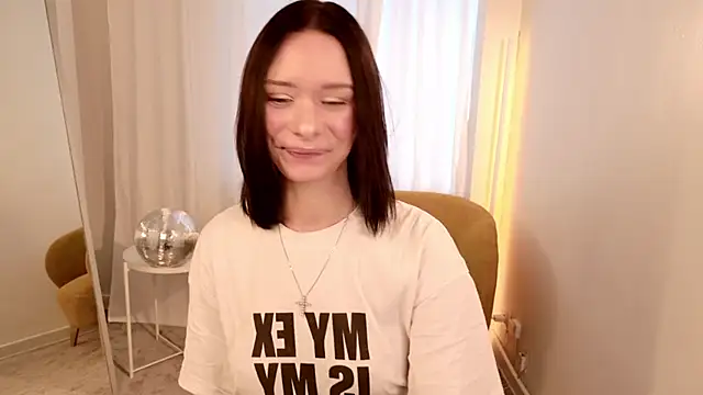 daily glam online show from October 20, 2025, 12:17 pm