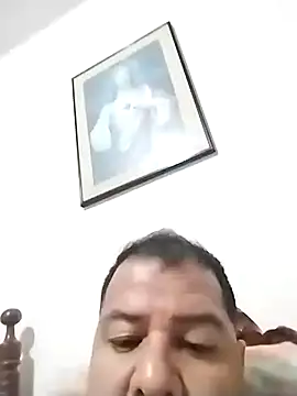 Snapshot of latinblack16 chatting on November 6, 2025, 3:21 am latinblack16 online show from November 6, 2025, 3:21 am