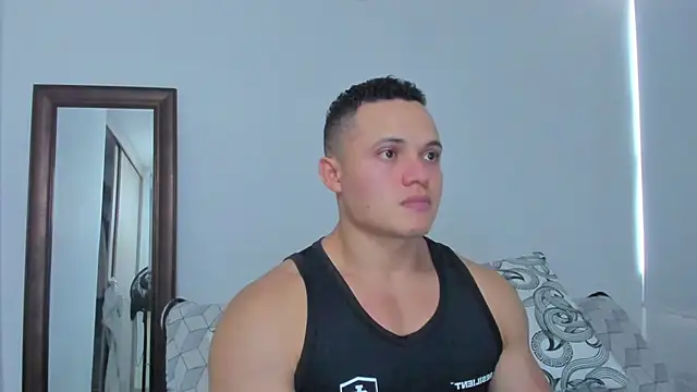 KingLevi01 online show from April 16, 2026, 10:23 pm