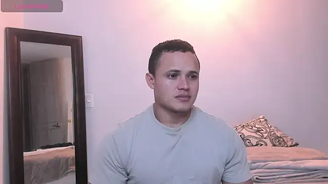 KingLevi01 online show from September 21, 2025, 2:39 am