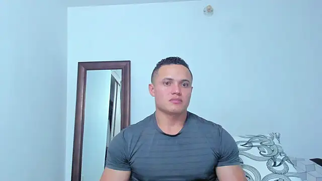 Snapshot of KingLevi01 chatting on February 25, 2026, 12:22 am KingLevi01 online show from February 25, 2026, 12:22 am