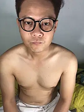 datnguyenvn online show from February 14, 2026, 12:49 pm