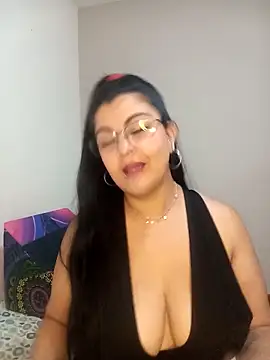 Celestea1989 online show from November 17, 2025, 8:13 pm