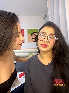 Sweet and Rous0 online show from September 26, 2025, 2:51 am