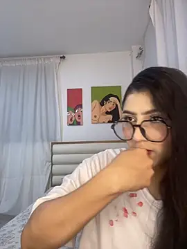 Sweet and Rous0 online show from October 5, 2025, 3:41 am