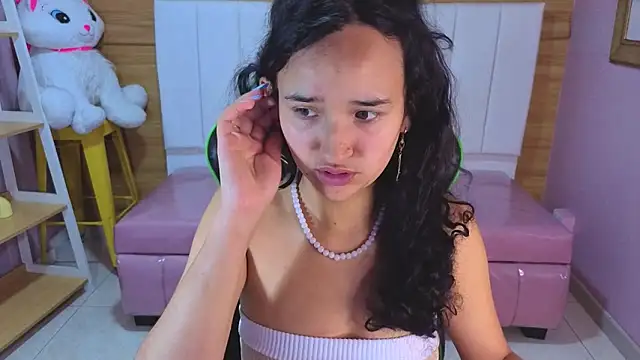 bella vibess s online show from February 22, 2026, 12:51 pm