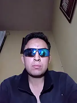 Snapshot of aczinovelez342 chatting on September 10, 2025, 8:57 am aczinovelez342 online show from September 10, 2025, 8:57 am