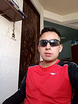 Snapshot of aczinovelez342 chatting on October 25, 2025, 9:04 pm aczinovelez342 online show from October 25, 2025, 9:04 pm