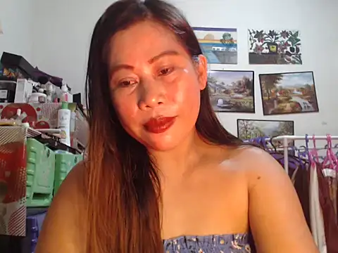 filipina beauty online show from December 4, 2025, 5:56 pm