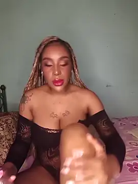 Queen Amara online show from October 8, 2025, 1:29 am