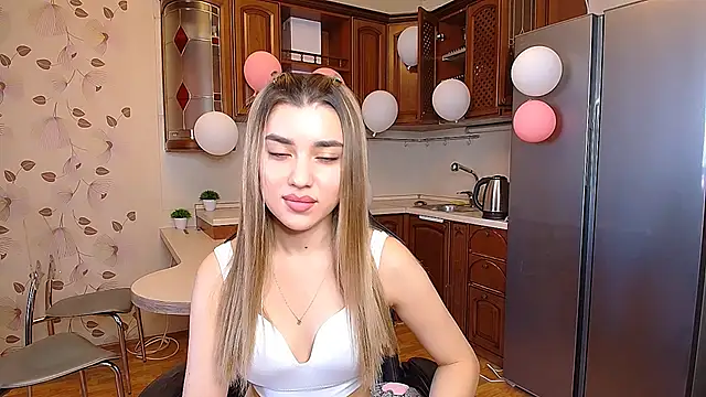 MaryamXSX online show from September 11, 2025, 5:07 am