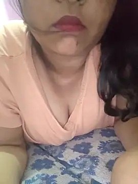 bitch-horny online show from September 8, 2025, 5:12 pm