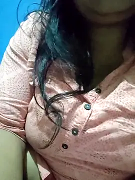 bitch-horny online show from November 7, 2025, 2:54 pm