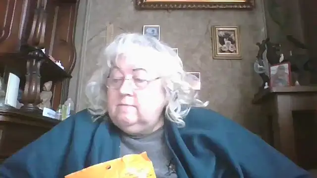 Lala-Love56 online show from December 21, 2025, 10:28 am