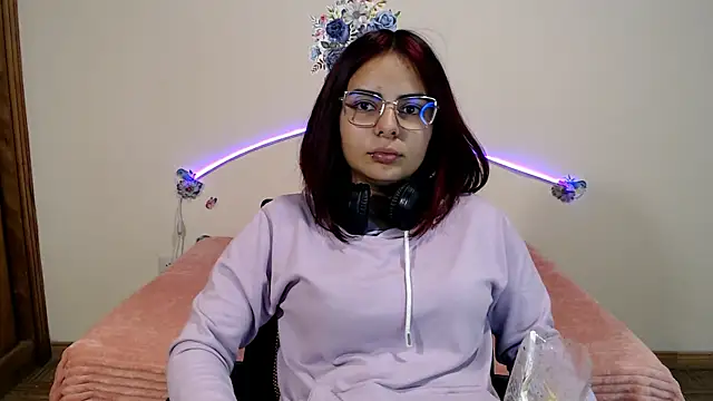 Valeryxs online show from November 2, 2025, 7:30 pm