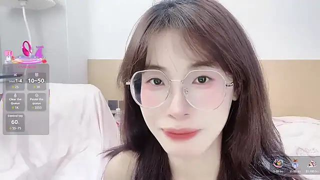 yuanbao a online show from September 15, 2025, 11:43 am