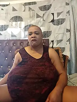 BUSTY QUEEEN online show from September 10, 2025, 8:02 am