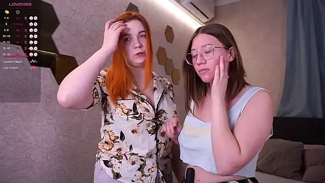 MaymeDeuel online show from October 15, 2025, 6:44 am