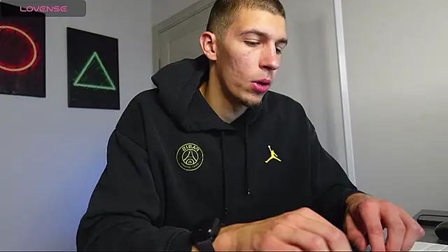 Ryan Dozer online show from October 9, 2025, 6:25 am