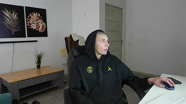 Ryan Dozer online show from March 7, 2026, 7:26 am