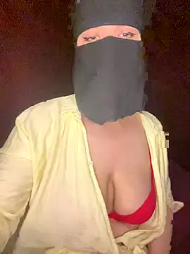 RooVaaN-Xx online show from October 4, 2025, 10:44 pm