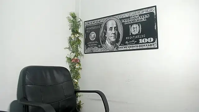 carl jhonson821 online show from November 27, 2025, 7:09 am