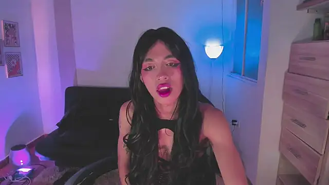 Snapshot of Nikkita_Dragon chatting on November 23, 2025, 2:10 am Nikkita Dragon online show from November 23, 2025, 2:10 am