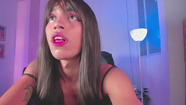 Snapshot of Nikkita_Dragon chatting on September 17, 2025, 3:19 am Nikkita Dragon online show from September 17, 2025, 3:19 am