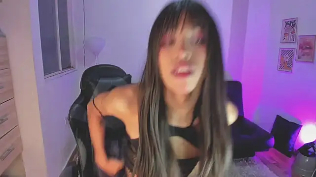 Snapshot of Nikkita_Dragon chatting on October 21, 2025, 2:44 am Nikkita Dragon online show from October 21, 2025, 2:44 am