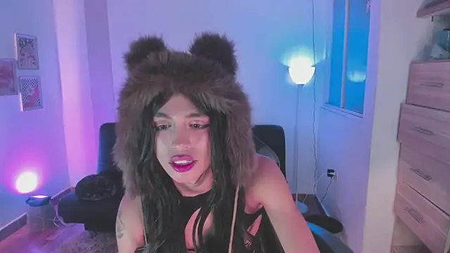 Snapshot of Nikkita_Dragon chatting on November 26, 2025, 2:11 am Nikkita Dragon online show from November 26, 2025, 2:11 am