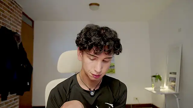 boream online show from December 15, 2025, 1:39 pm