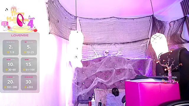 Snapshot of Eva_Walker_ chatting on October 28, 2025, 11:03 pm Eva Walker online show from October 28, 2025, 11:03 pm