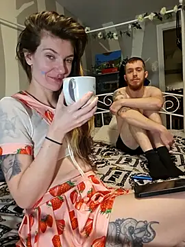 Blossom94 online show from November 25, 2025, 5:24 pm