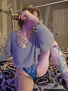 Blossom94 online show from October 5, 2025, 9:16 pm