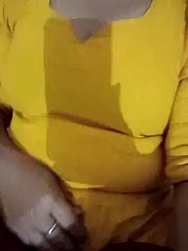 Snapshot of Ritika_jain01 chatting on December 2, 2025, 6:20 pm Ritika jain01 online show from December 2, 2025, 6:20 pm