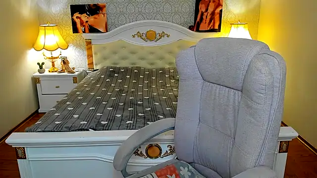 Snapshot of OmniaSher chatting on October 16, 2025, 9:06 am OmniaSher online show from October 16, 2025, 9:06 am