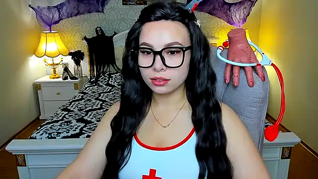 Snapshot of OmniaSher chatting on October 30, 2025, 10:57 am OmniaSher online show from October 30, 2025, 10:57 am