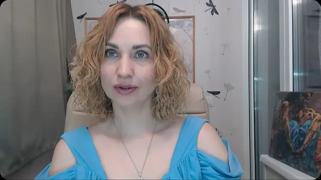 KatrinAlluring online show from January 16, 2026, 5:33 am